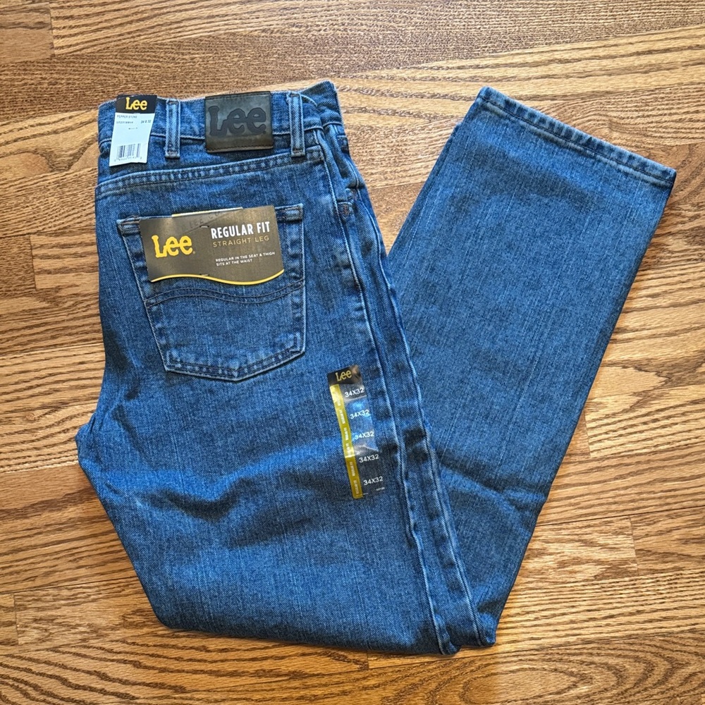 NWT Lee Men's Regular Fit Straight Leg Denim Jeans, 34x32, Pepper Stone Color